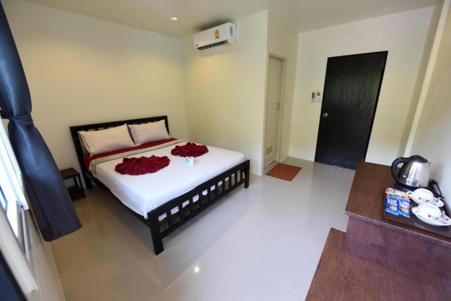 Kitty Guesthouse Phi Phi Islands Esterno foto