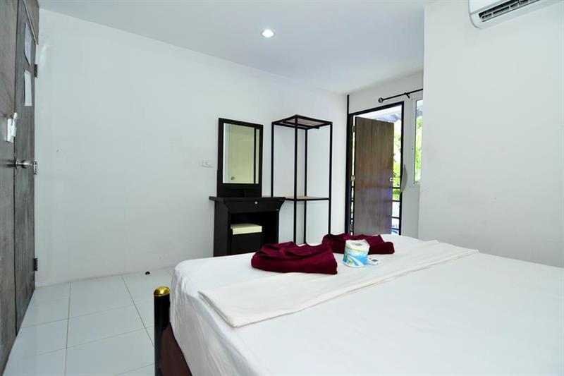 Kitty Guesthouse Phi Phi Islands Esterno foto